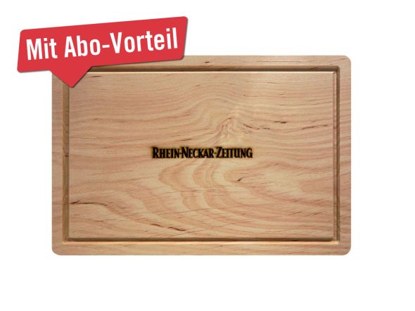 Holzschneidebrett mit Rhein-Neckar-Zeitung Schriftzug als Gravur