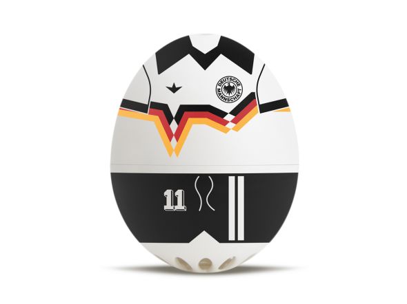 Fußball Ei mit Deutschland Trikot